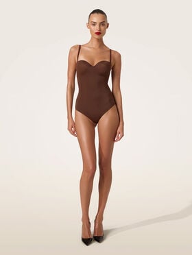 MAT DE LUXE FORM. STRING BODY