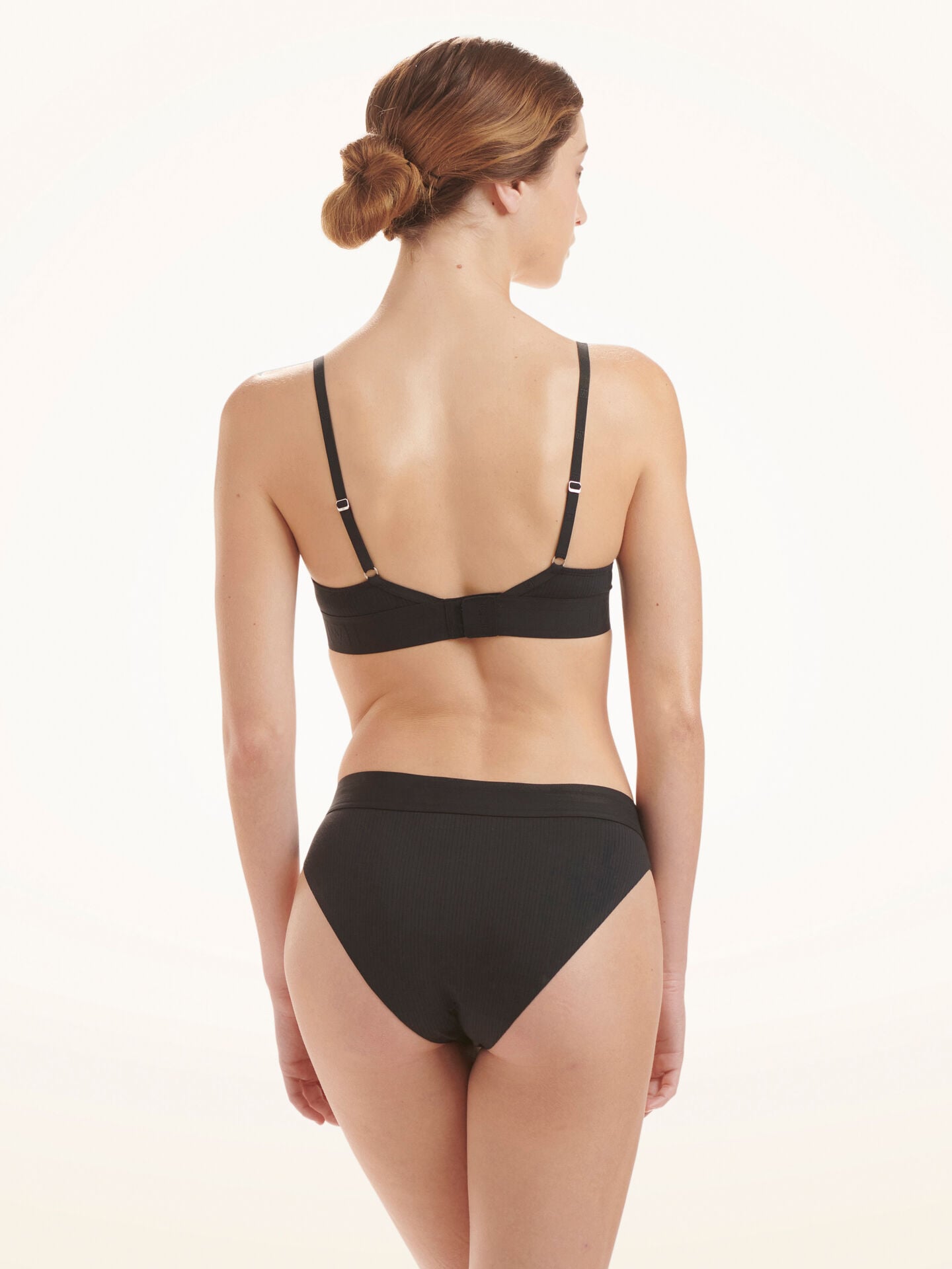 BEAUTY COTTON BRIEF