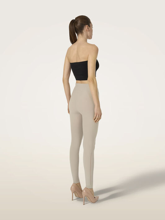 SEAMLESS FORM LEGGINGS SEAMLESS FORM LEGGINGS