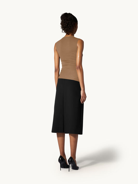 THE CREPE JERSEY TOP SLEEVELES THE CREPE JERSEY TOP SLEEVELES