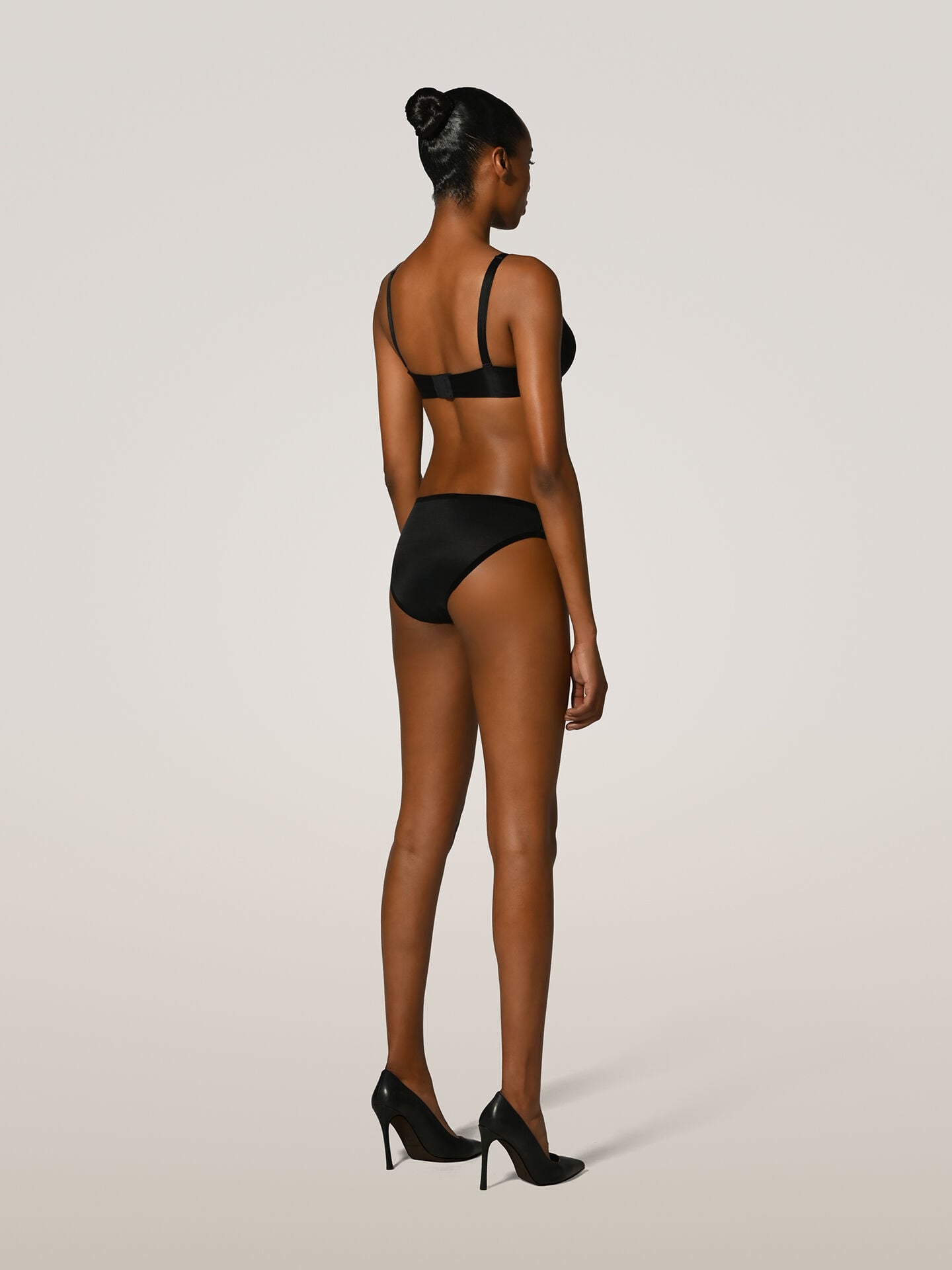 SHEER TOUCH PUSH-UP BRA SHEER TOUCH PUSH-UP BRA