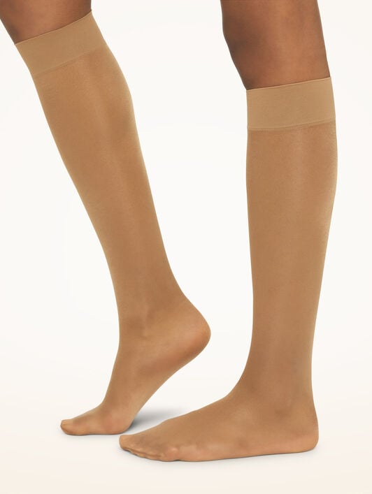 SATIN TOUCH 20 KNEE-HIGHS SATIN TOUCH 20 KNEE-HIGHS
