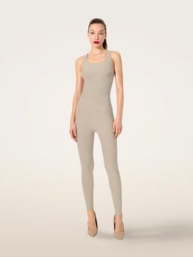 SEAMLESS FORM TOP SLEEVELESS