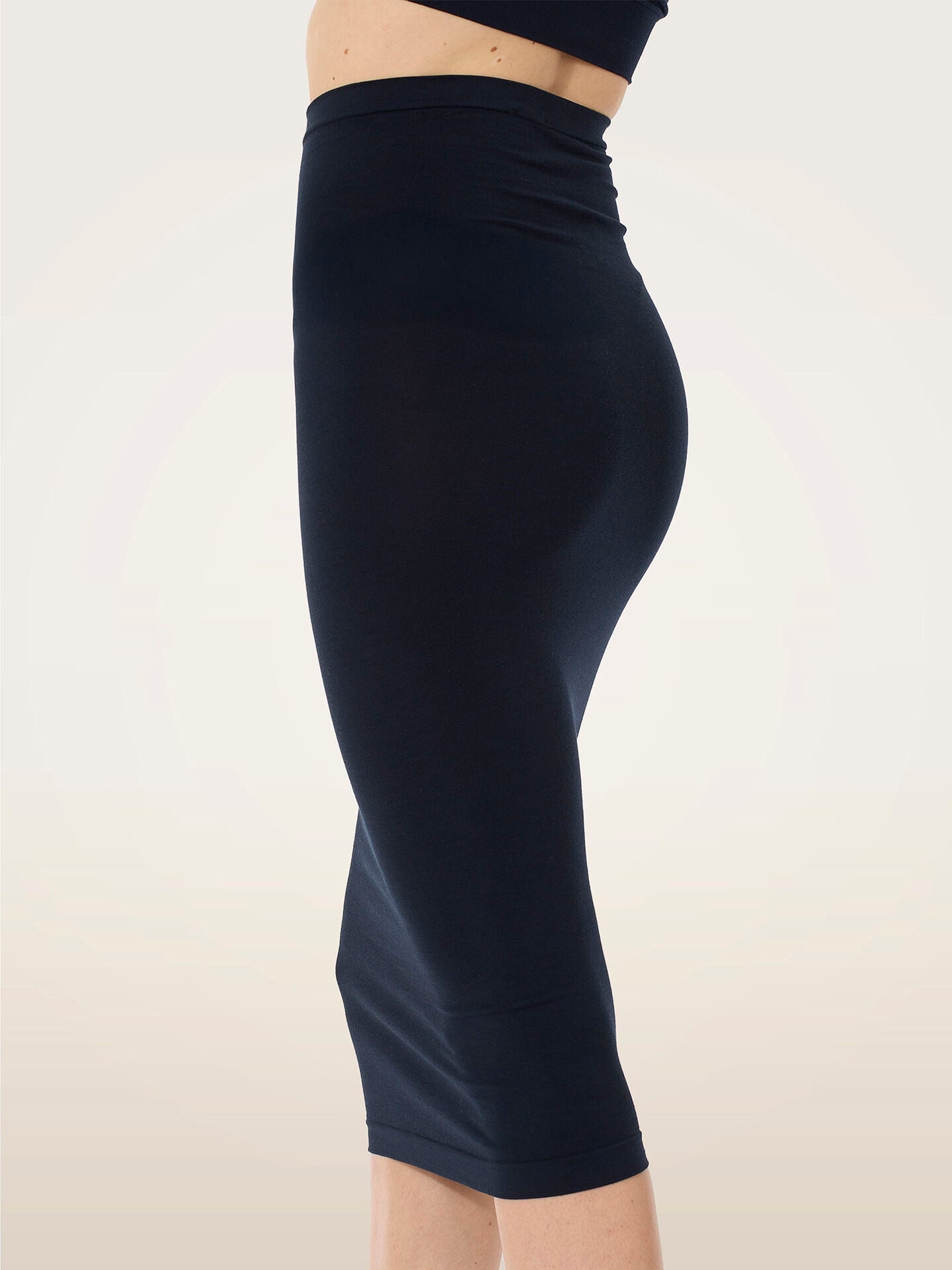 SEAMLESS WOOL SKIRT
