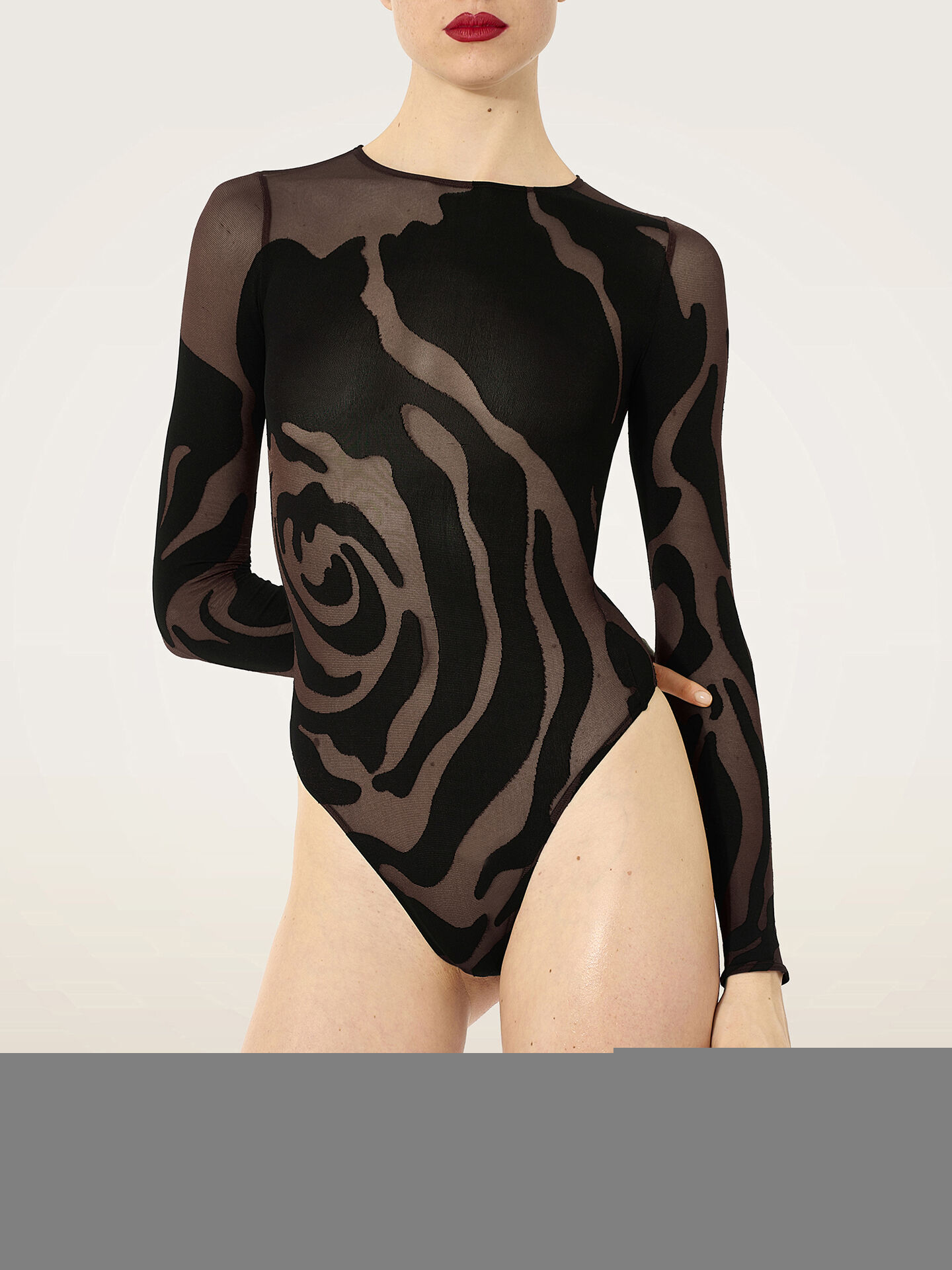 ROSE SHADOW STRING BODY ROSE SHADOW STRING BODY