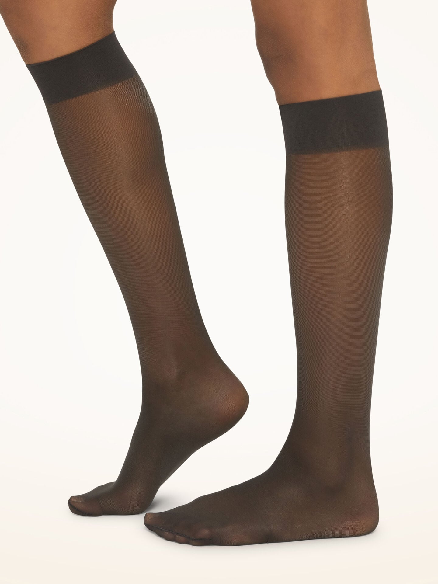 SATIN TOUCH 20 KNEE-HIGHS SATIN TOUCH 20 KNEE-HIGHS