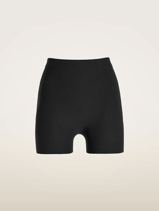 SEAMLESS FORM SHORTS SEAMLESS FORM SHORTS