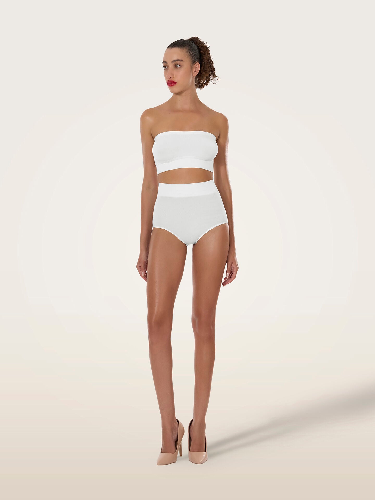 SEAMLESS TOP SLEEVELESS