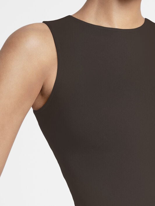 SLEEVELESS STRING BODY SLEEVELESS STRING BODY