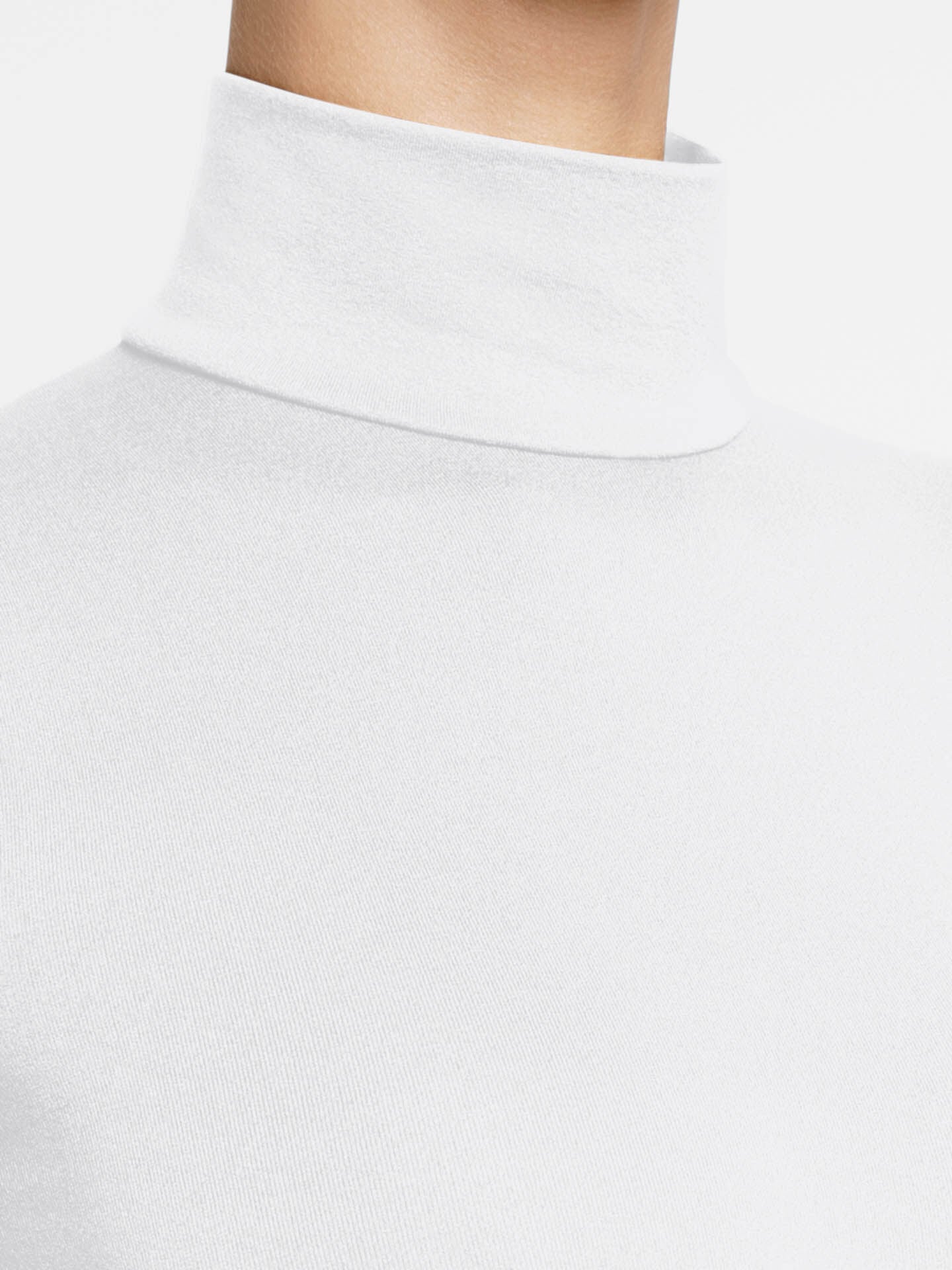 TURTLENECK STRING BODY