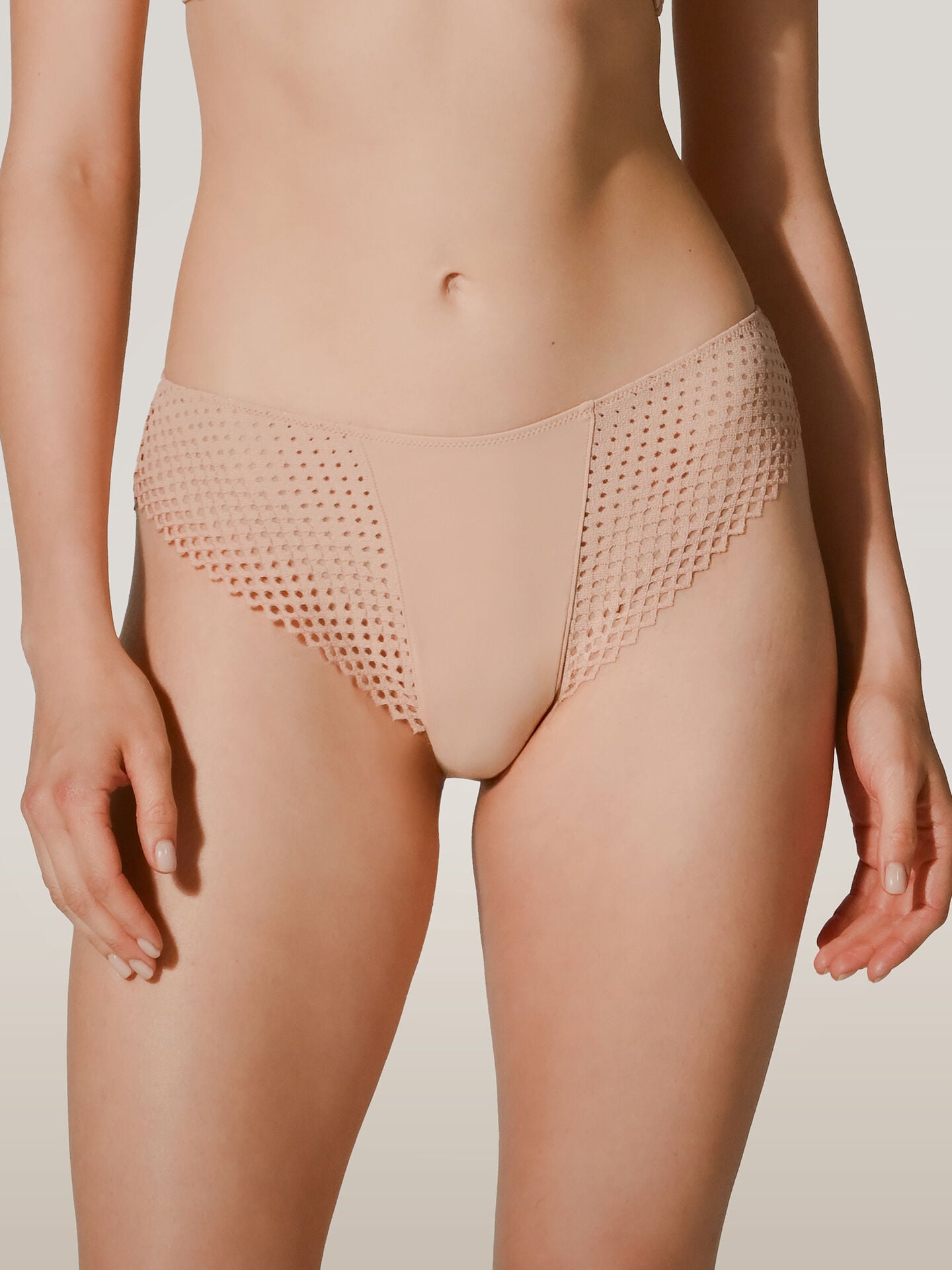 ROMANTIC NET BRIEF