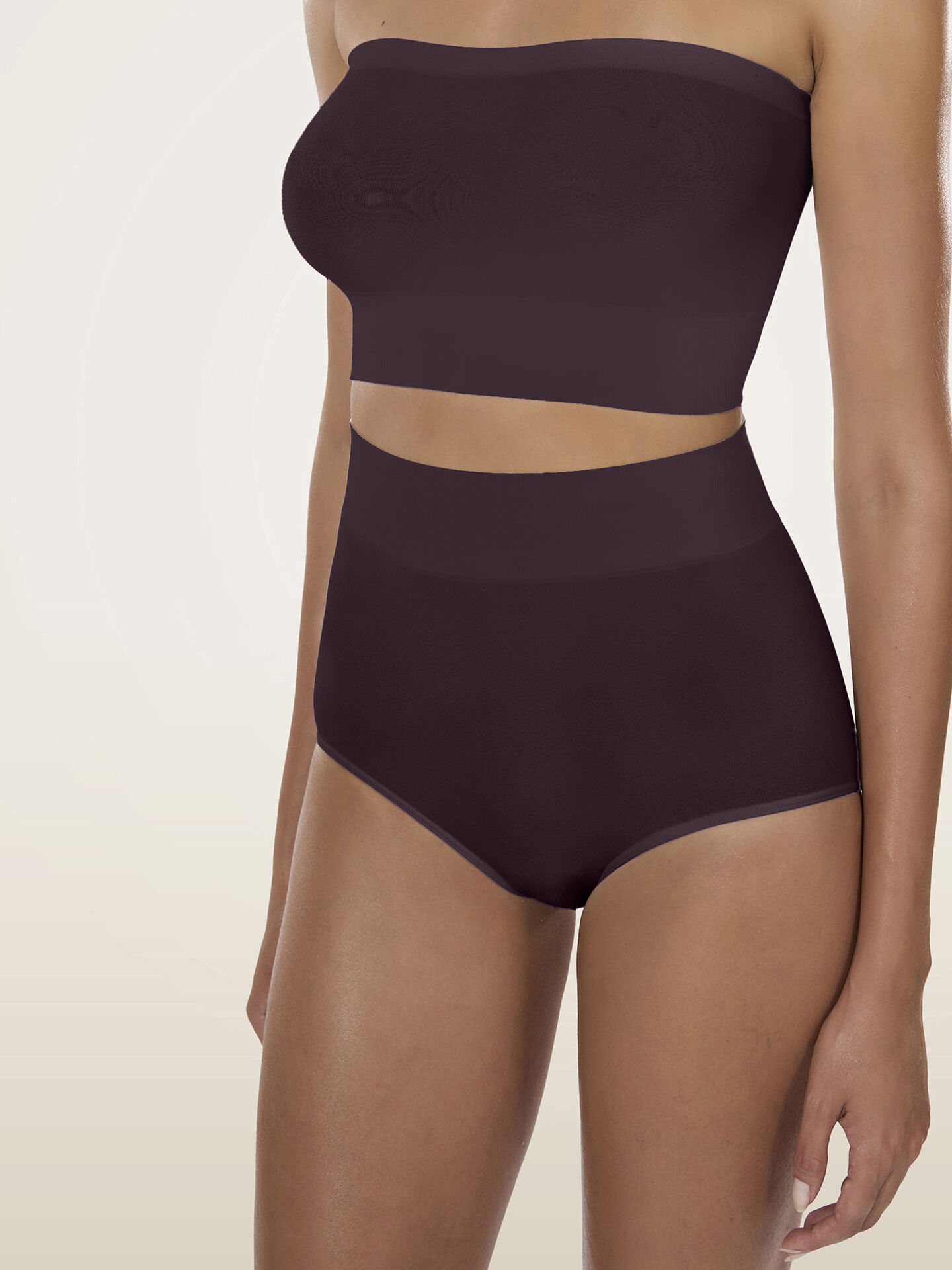 SEAMLESS TOP SLEEVELESS SEAMLESS TOP SLEEVELESS