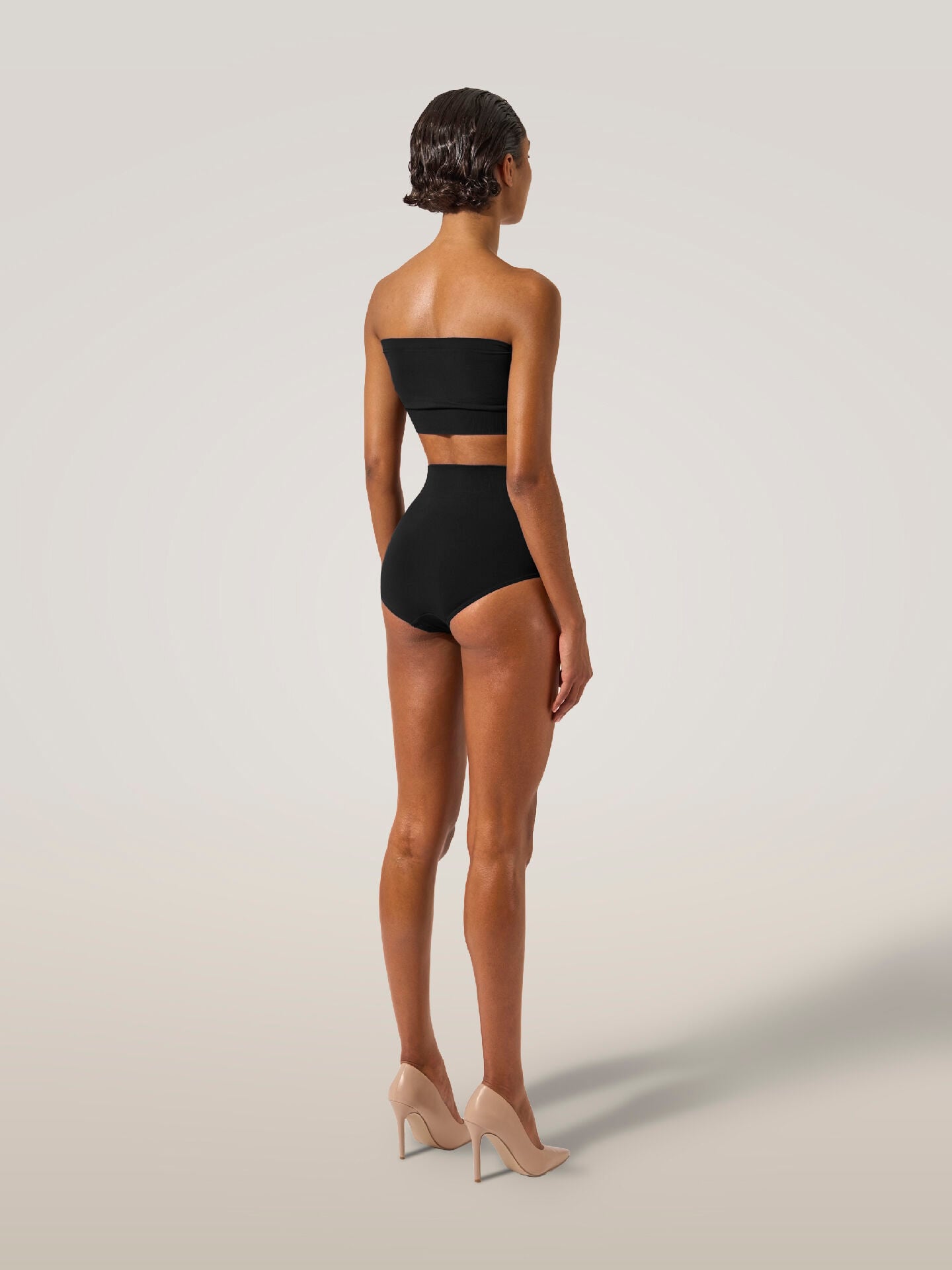 SEAMLESS TOP SLEEVELESS SEAMLESS TOP SLEEVELESS