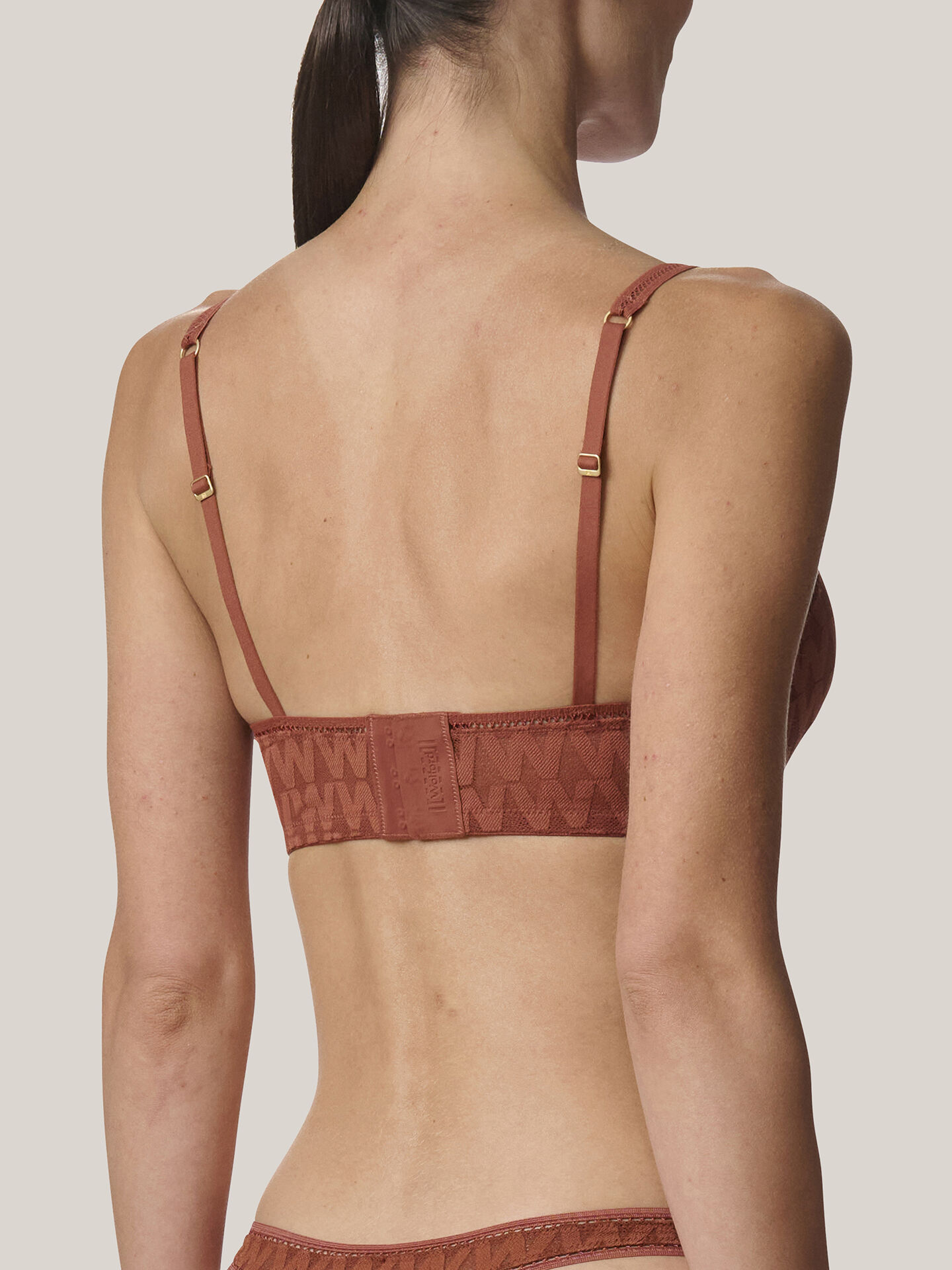 NET LOGO SKIN BRA NET LOGO SKIN BRA