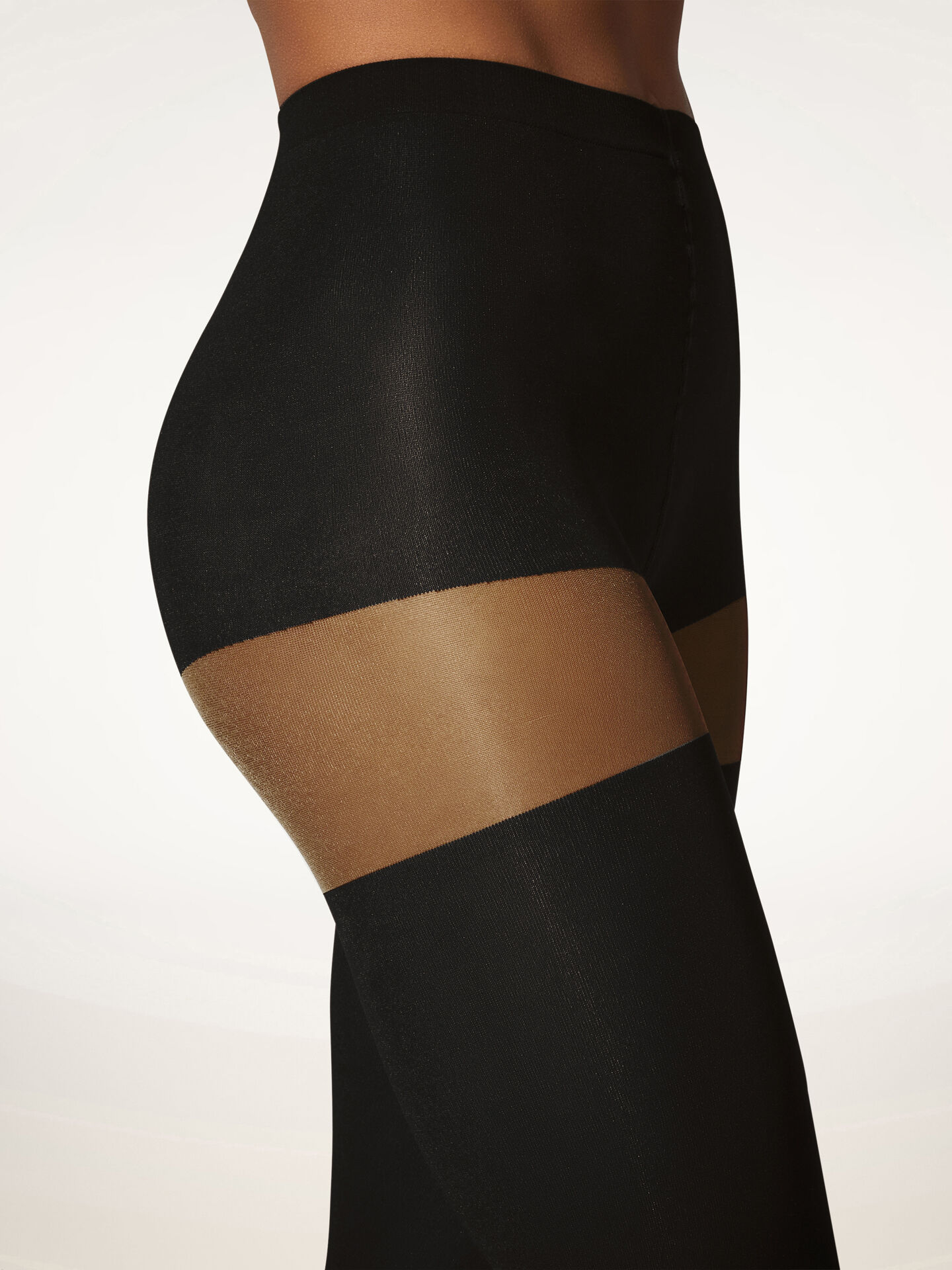 HOTPANTS TIGHTS HOTPANTS TIGHTS