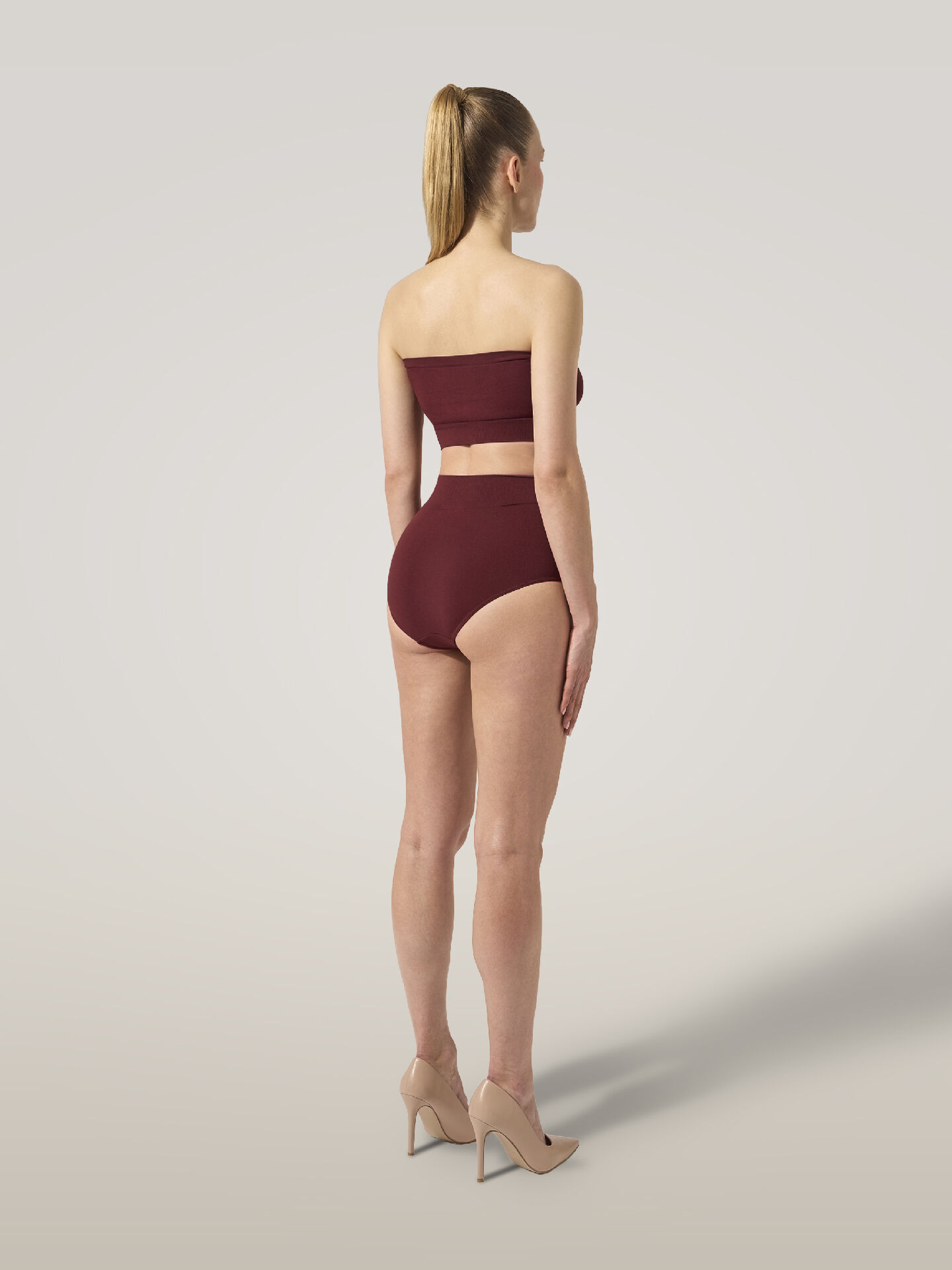 SEAMLESS TOP SLEEVELESS SEAMLESS TOP SLEEVELESS