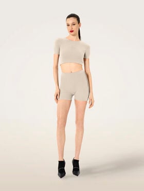 SEAMLESS FORM TOP SHORT SLEEVE