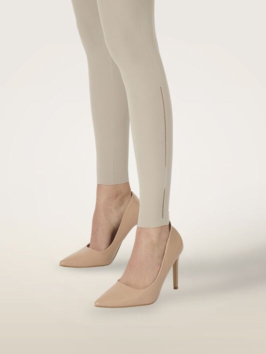 SEAMLESS FORM LEGGINGS SEAMLESS FORM LEGGINGS