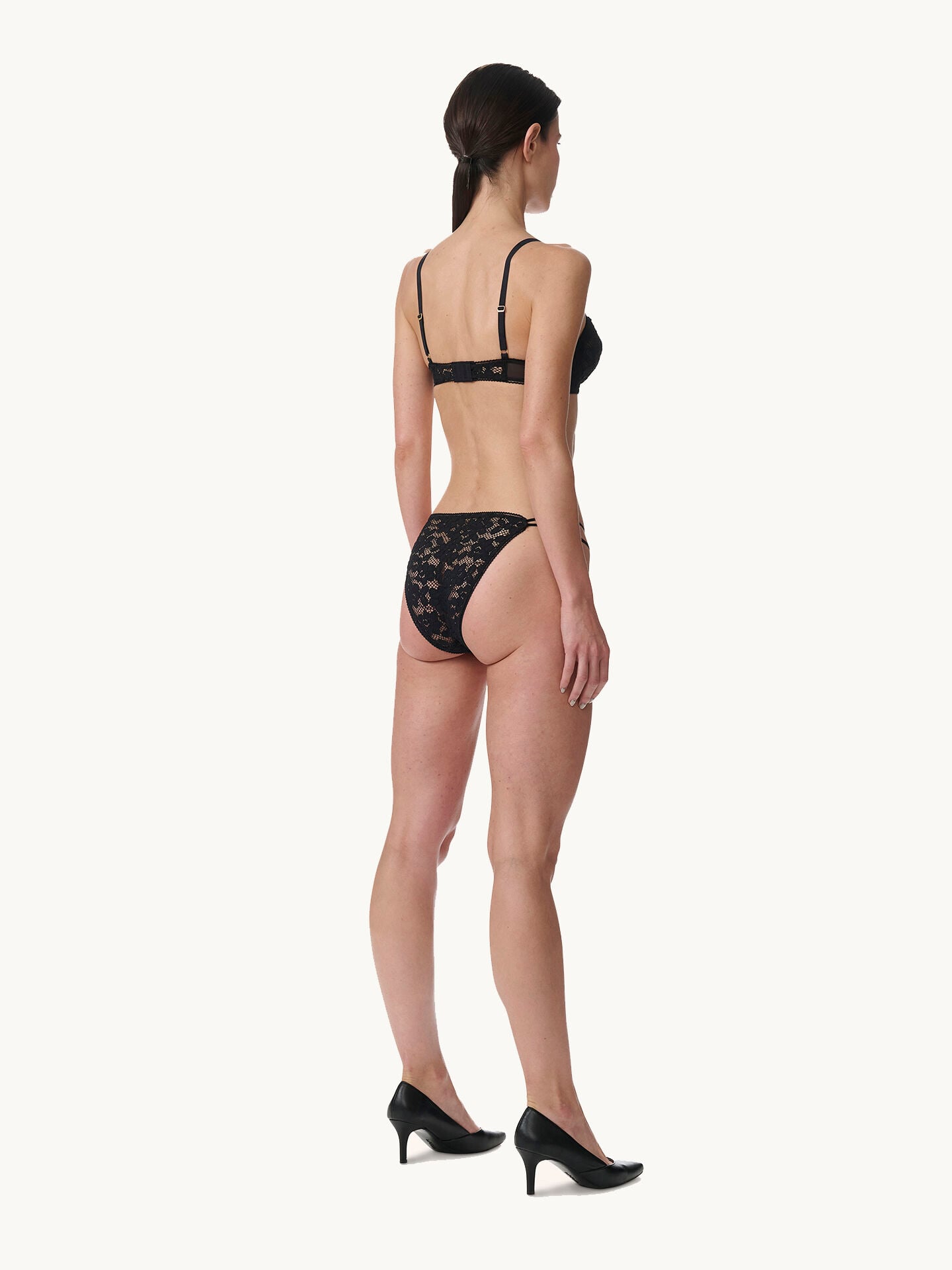 BOLD LACE BANDEAU BRA BOLD LACE BANDEAU BRA