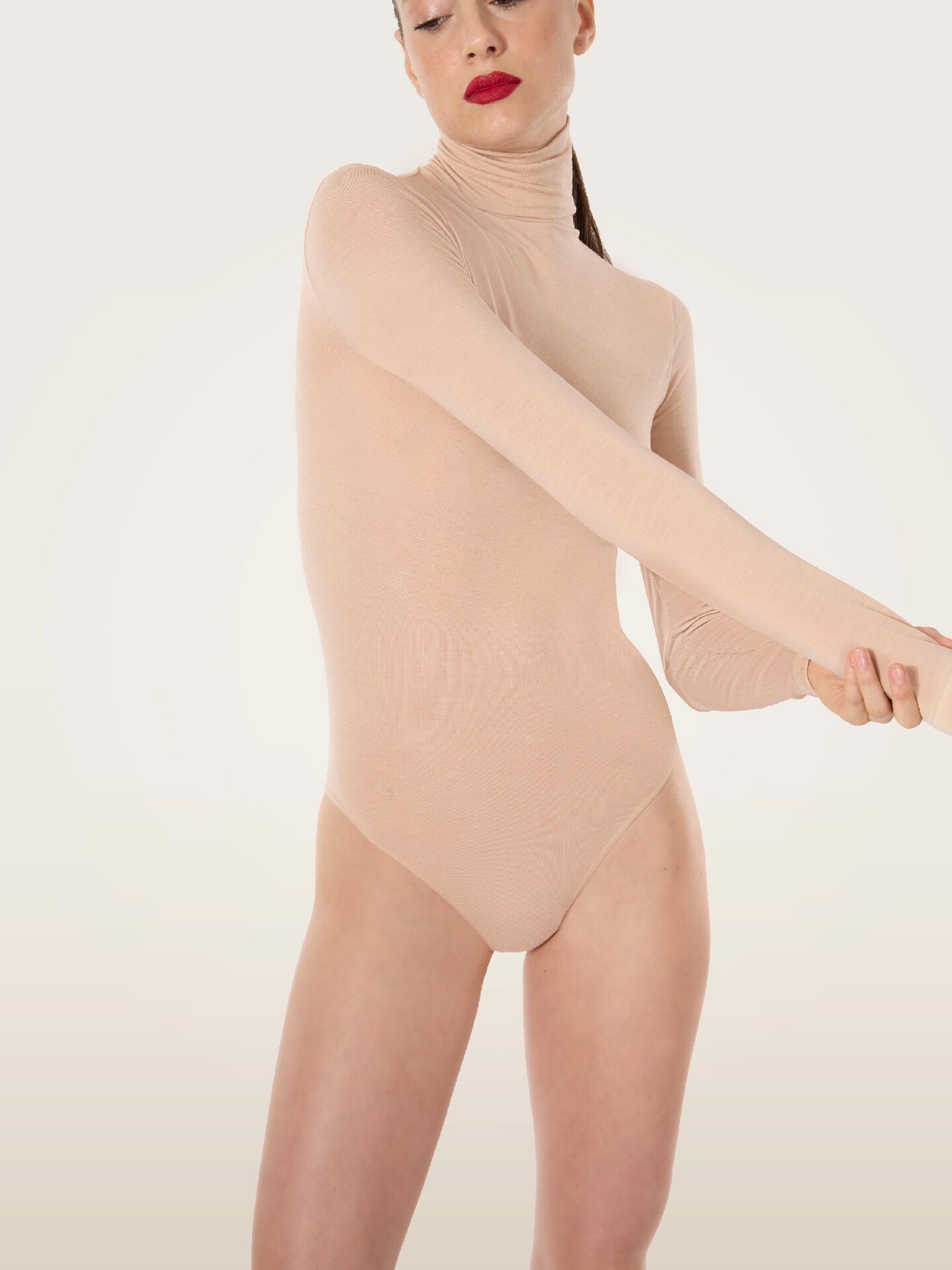 SEAMLESS WOOL STRING BODY SEAMLESS WOOL STRING BODY