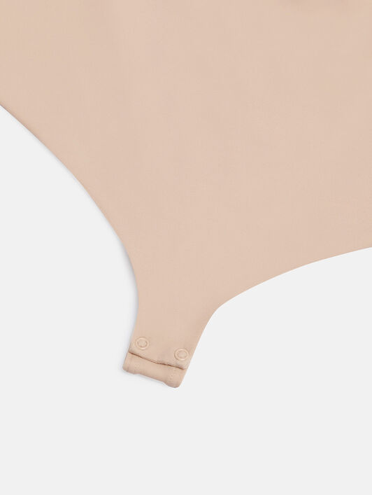 MAT DE LUXE FORM. STRING BODY MAT DE LUXE FORM. STRING BODY
