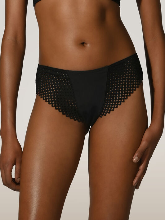 ROMANTIC NET BRIEF