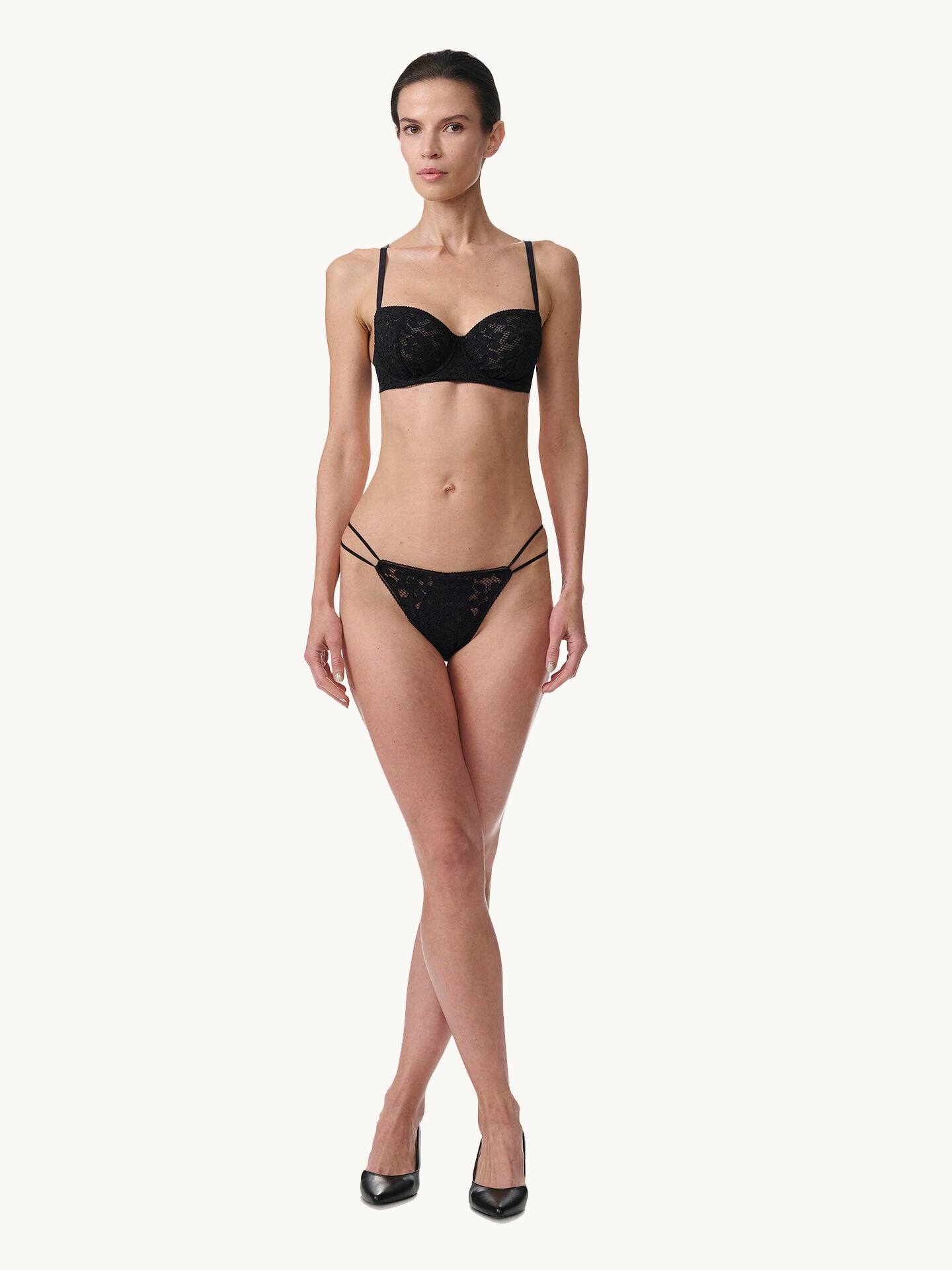 BOLD LACE BANDEAU BRA BOLD LACE BANDEAU BRA