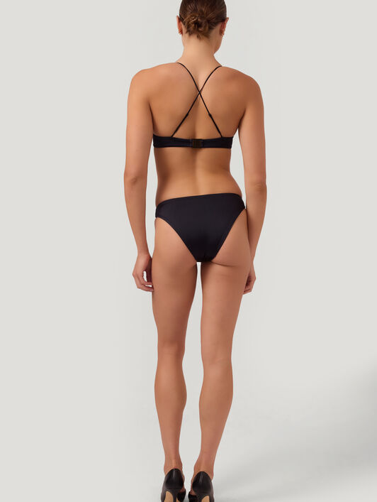 SIMPLE MINIMAL BRIEF