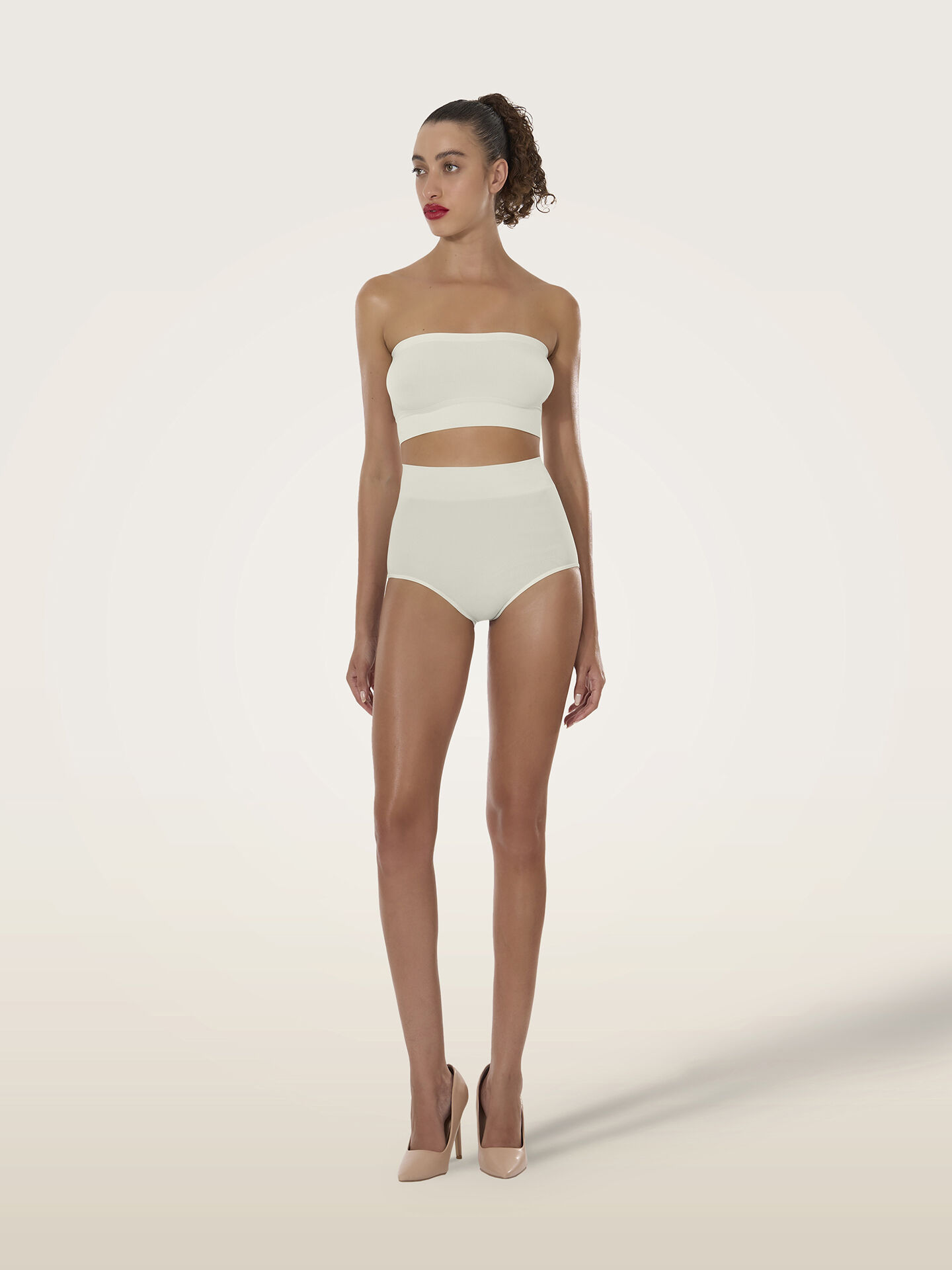SEAMLESS TOP SLEEVELESS