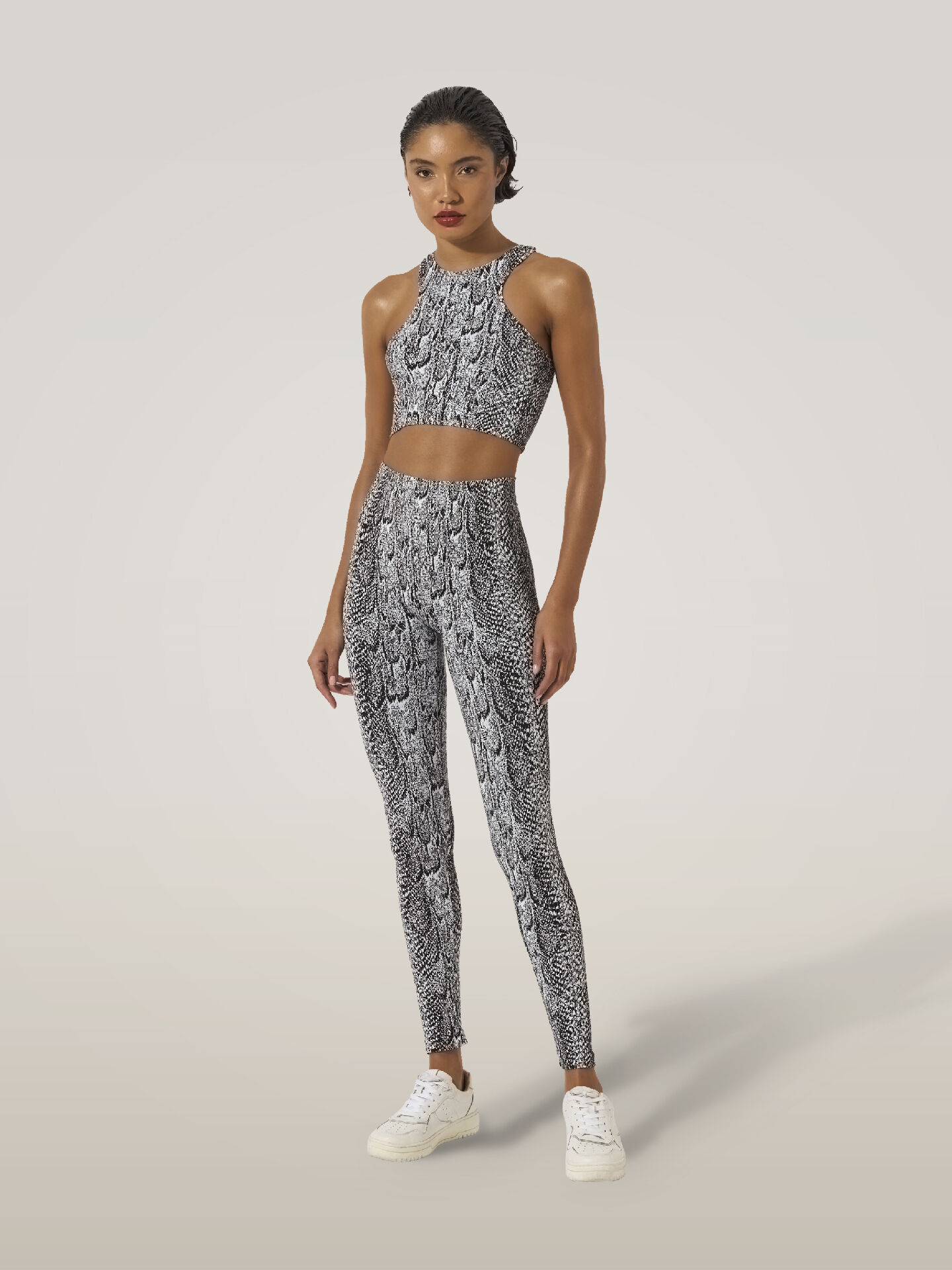 SEAMLESS PYTHON CROP TOP