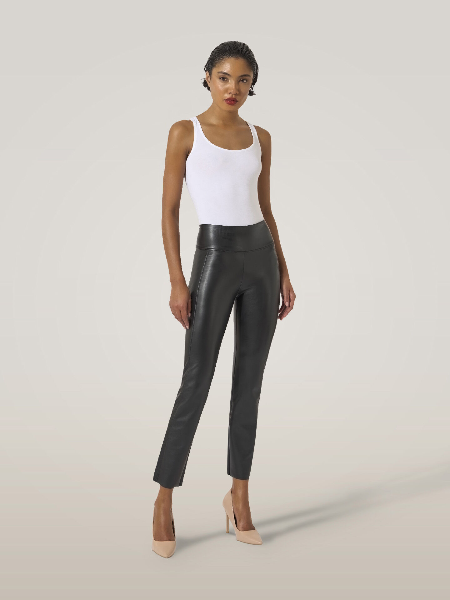 『新品　未使用』 Wolford VEGAN LEATHER TROUSERS Vegan Leather