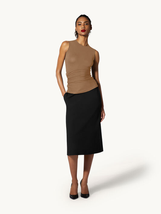 THE CREPE JERSEY TOP SLEEVELES THE CREPE JERSEY TOP SLEEVELES