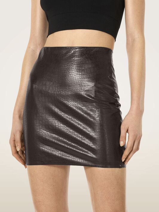 EMBOSSED ALLIGATOR MINI SKIRT EMBOSSED ALLIGATOR MINI SKIRT