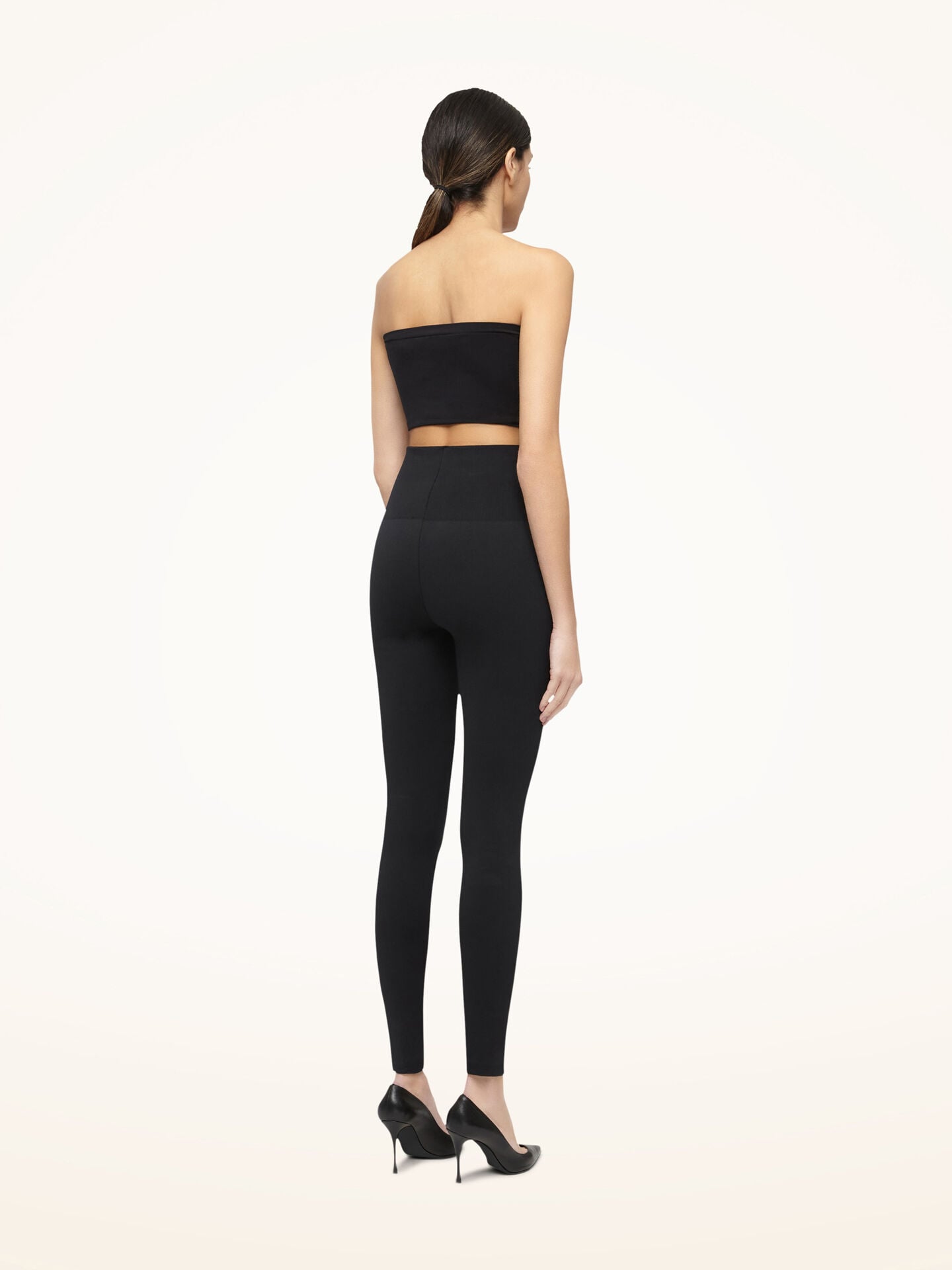 THE WONDERFUL LEGGINGS THE WONDERFUL LEGGINGS