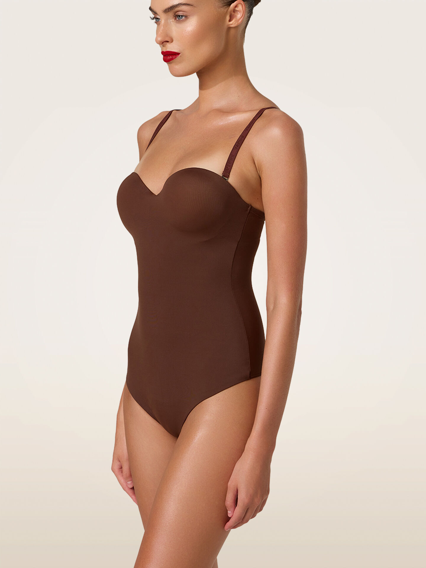 MAT DE LUXE FORM. STRING BODY MAT DE LUXE FORM. STRING BODY