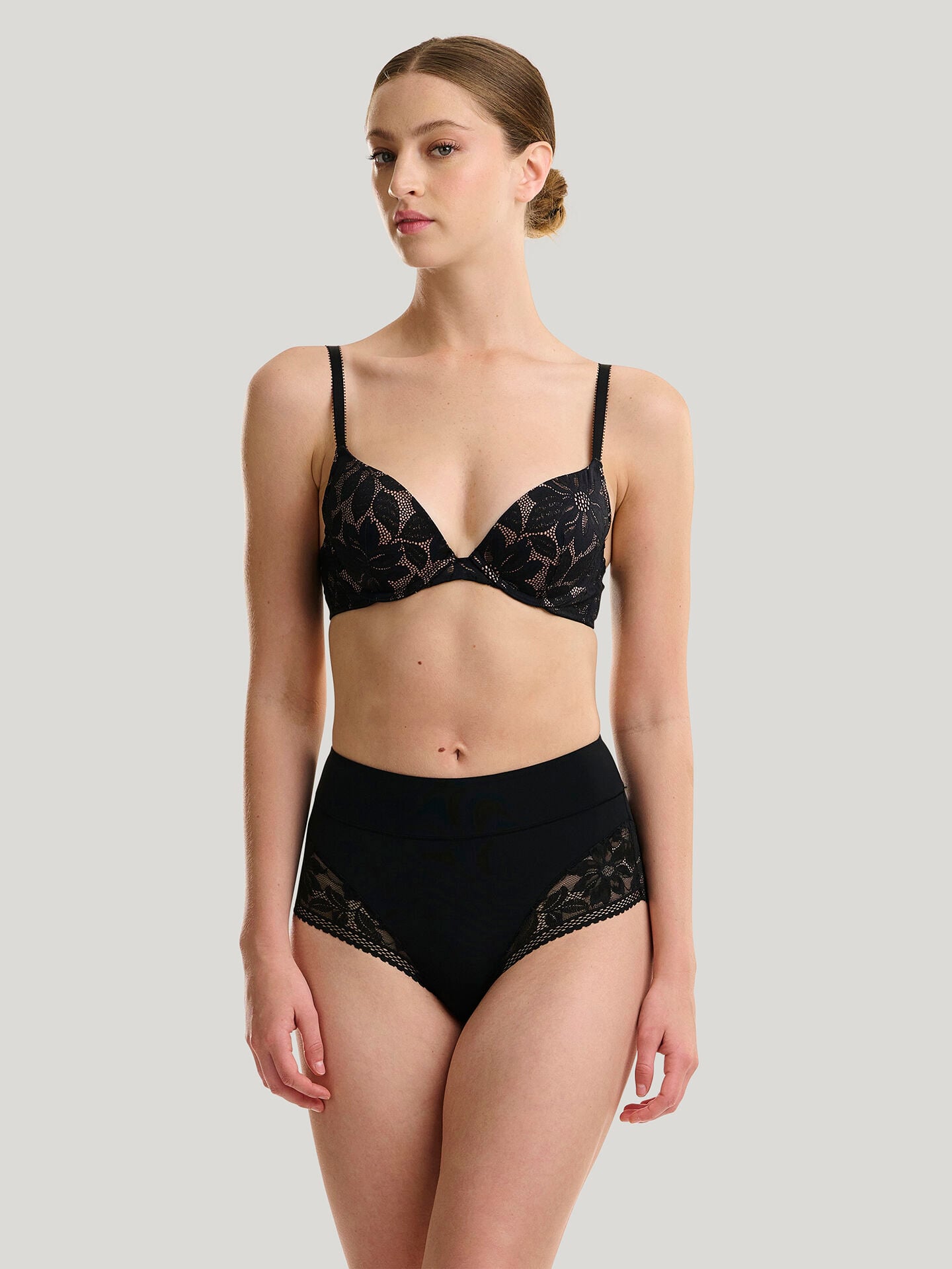 LACE CUP BRA