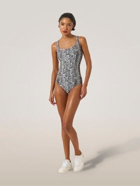 SEAMLESS PYTHON BODY