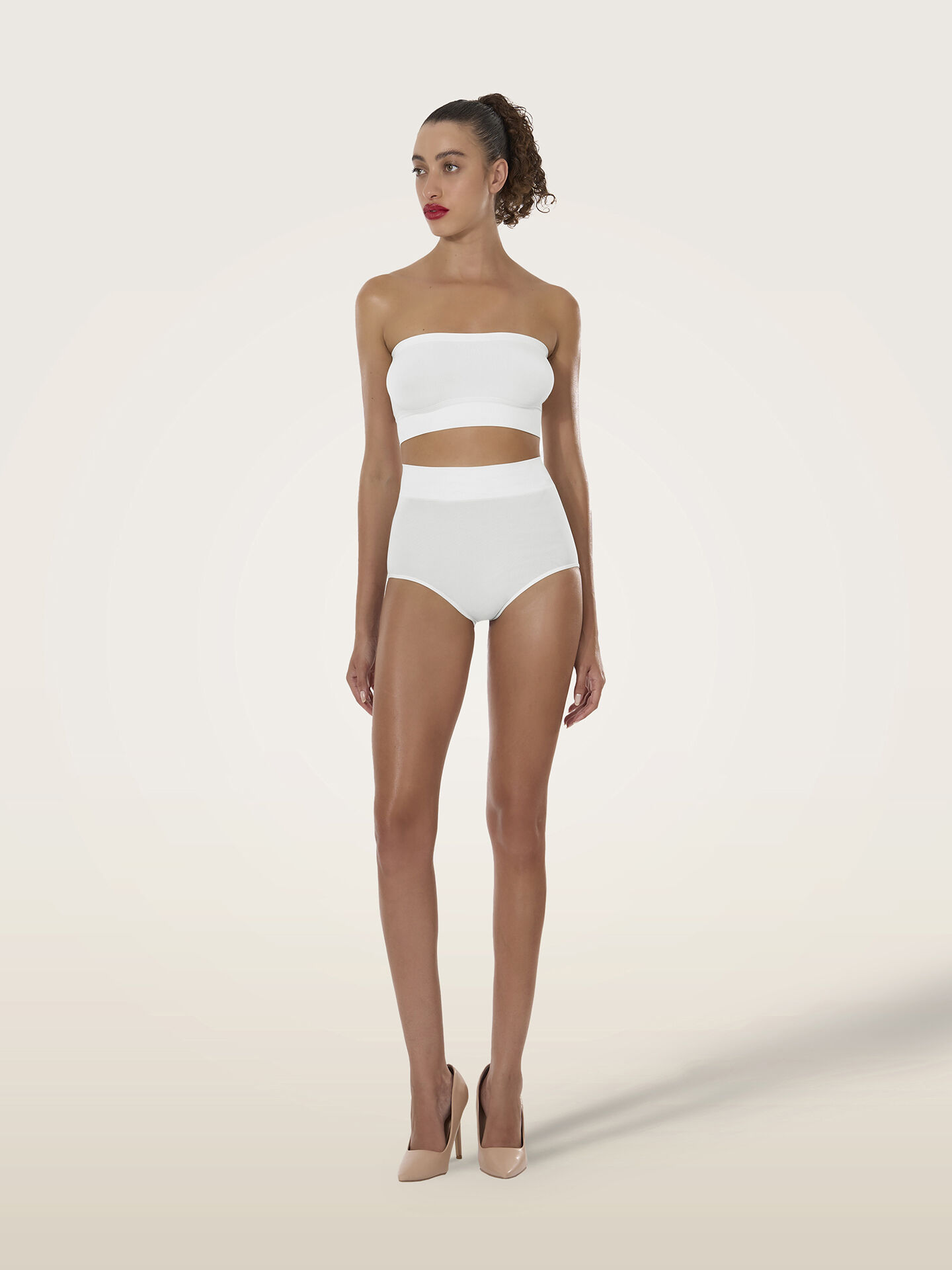 SEAMLESS TOP SLEEVELESS
