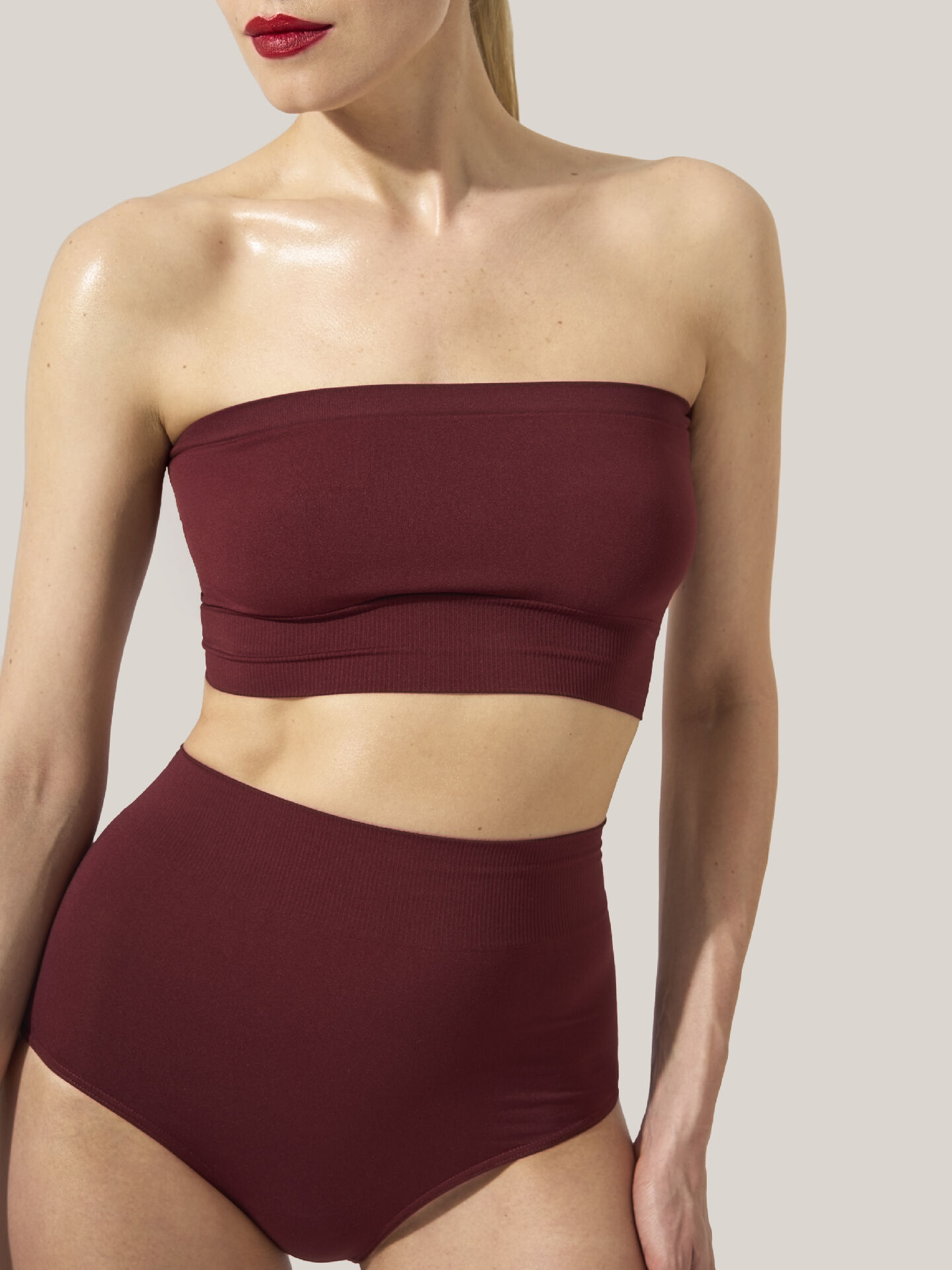 SEAMLESS TOP SLEEVELESS SEAMLESS TOP SLEEVELESS