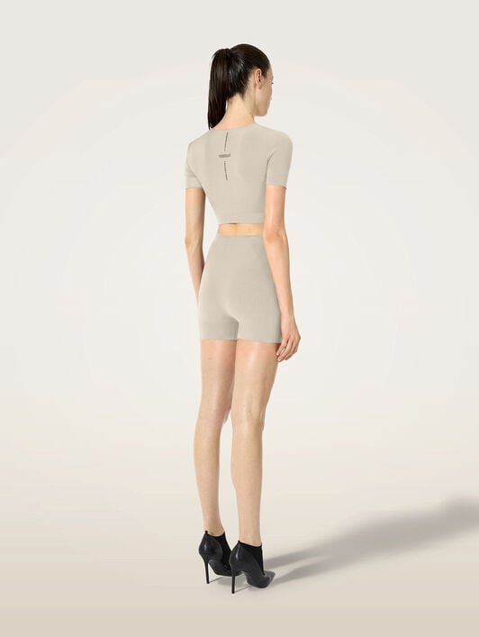 SEAMLESS FORM TOP SHORT SLEEVE