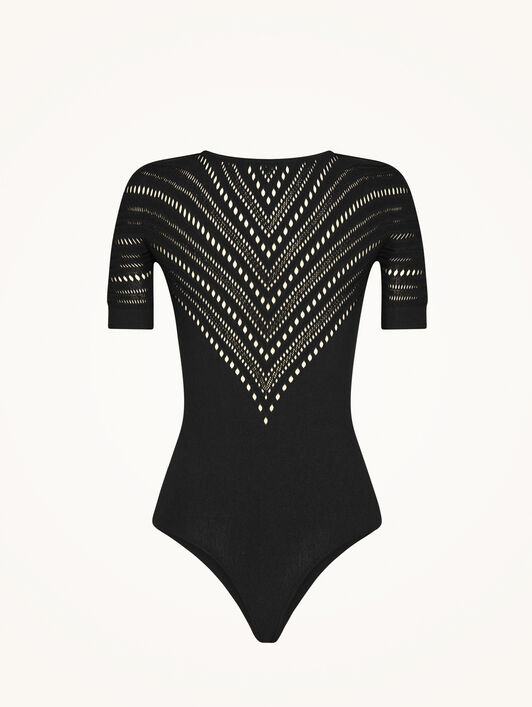 HOLES EFFECT STRING BODY HOLES EFFECT STRING BODY