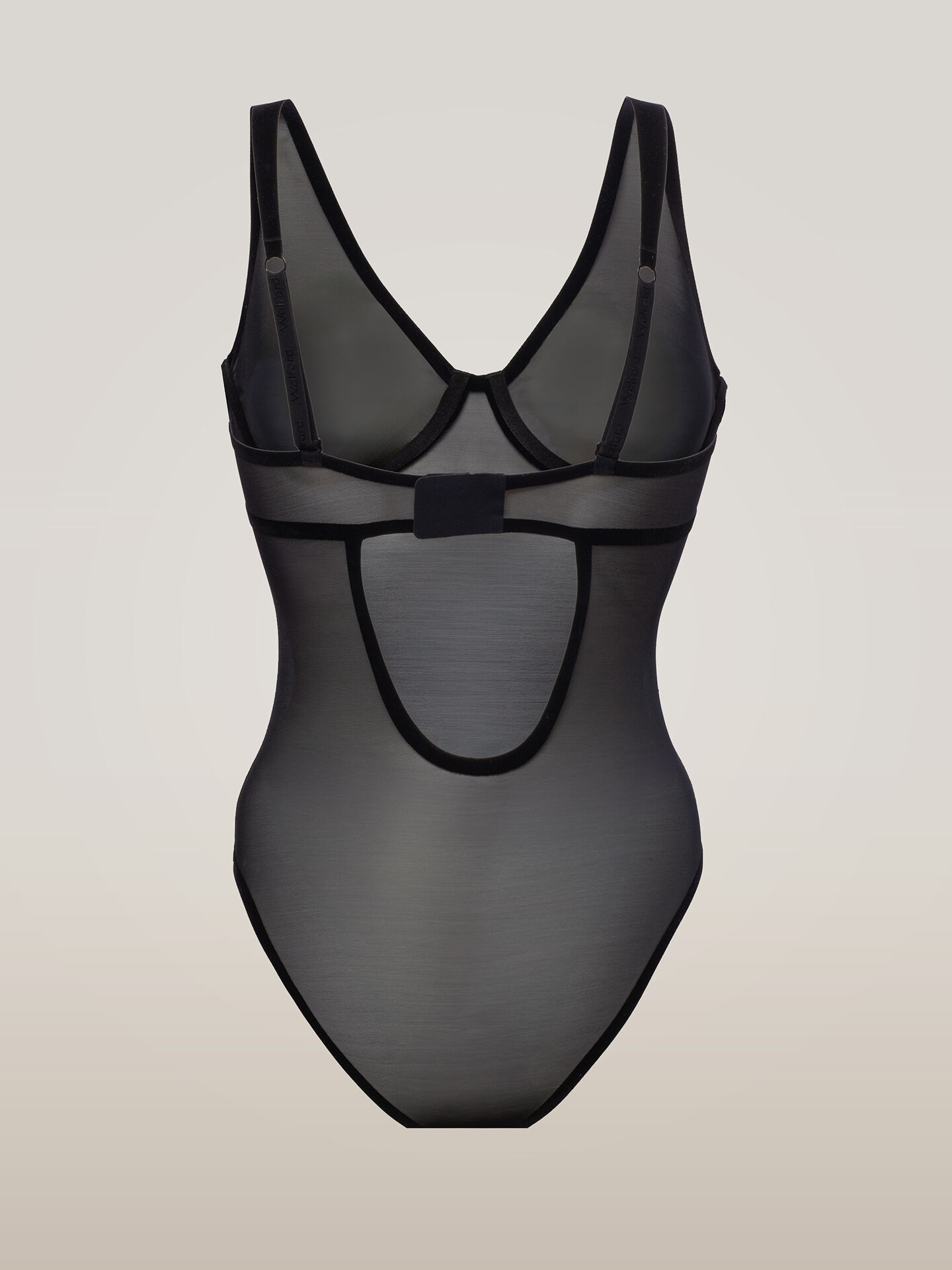 BONDED TO TULLE FORMING BODY