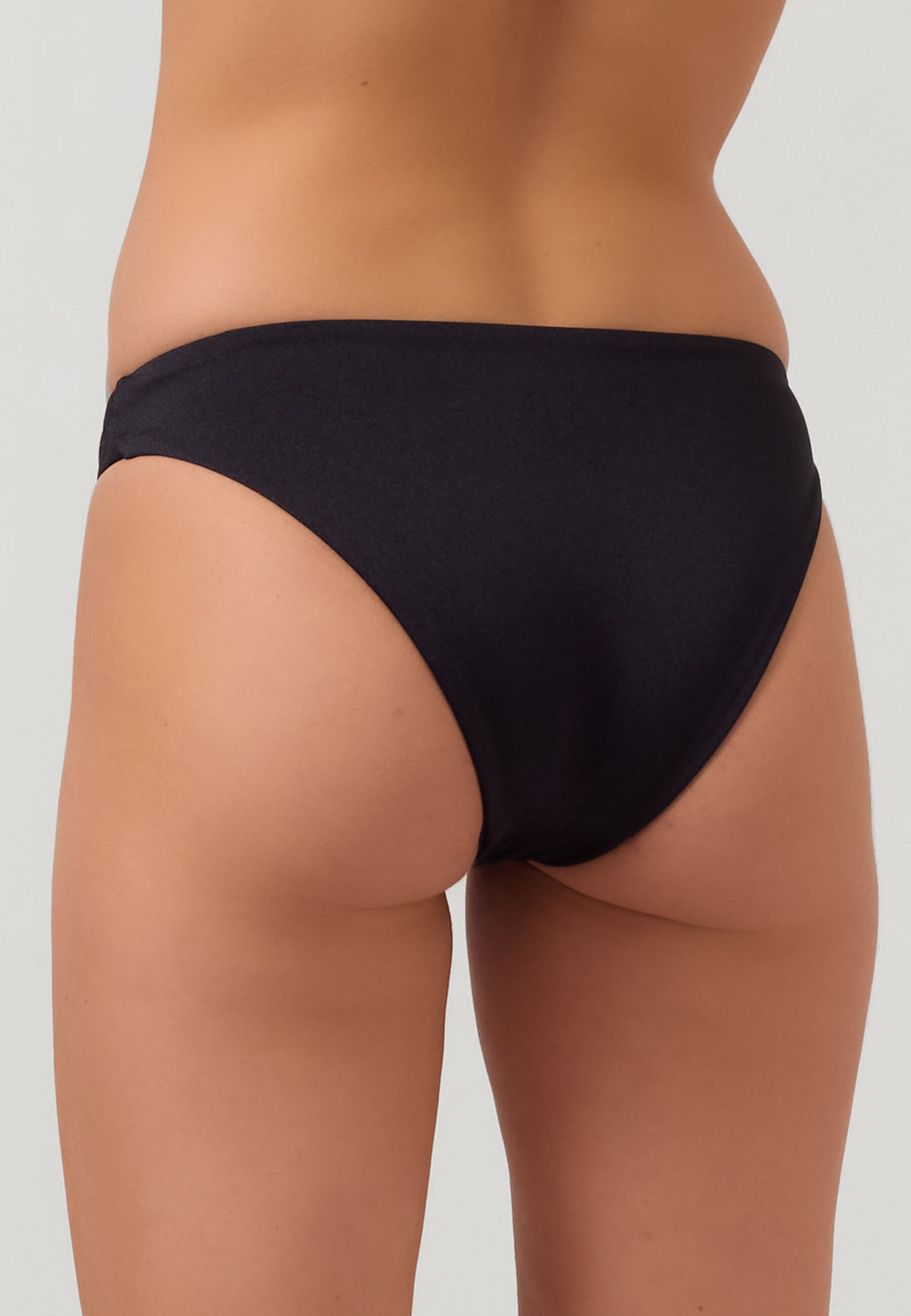 SIMPLE MINIMAL BRIEF