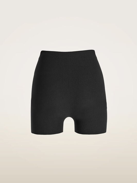 SEAMLESS FORM SHORTS SEAMLESS FORM SHORTS